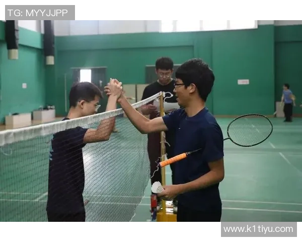 广州羽毛球队实力引发热议球迷对其竞技水平展开激烈讨论